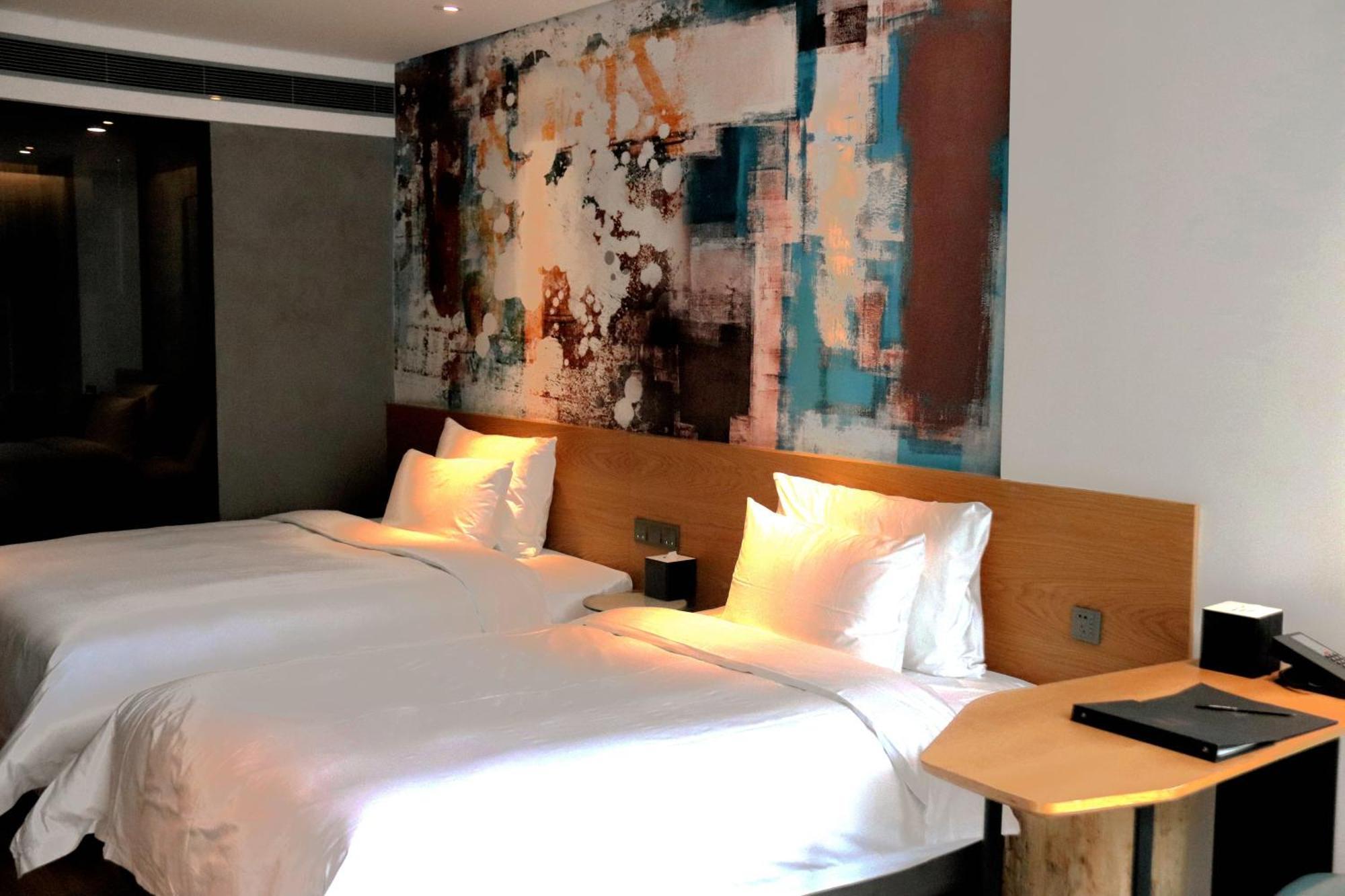 M Hotel Чжэнчжоу Экстерьер фото