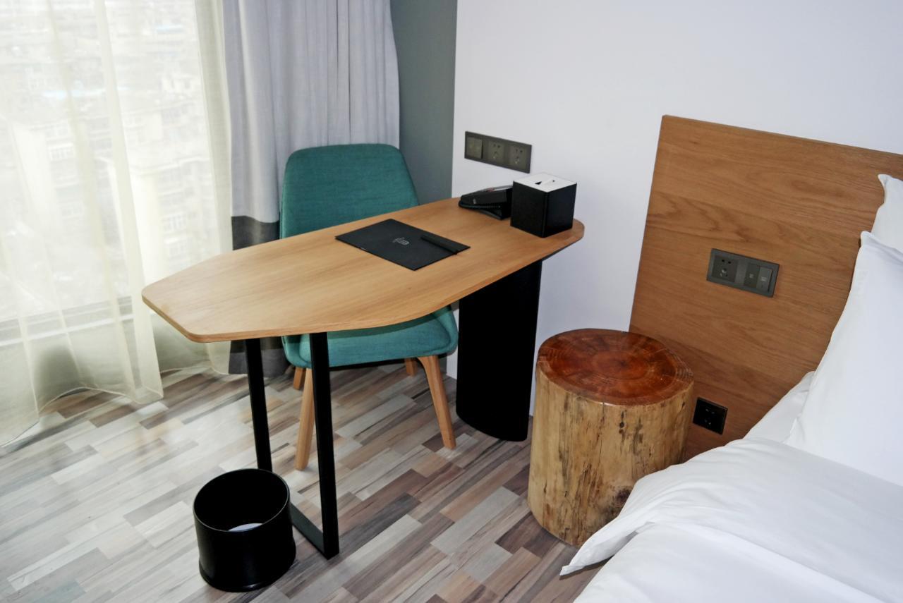 M Hotel Чжэнчжоу Экстерьер фото