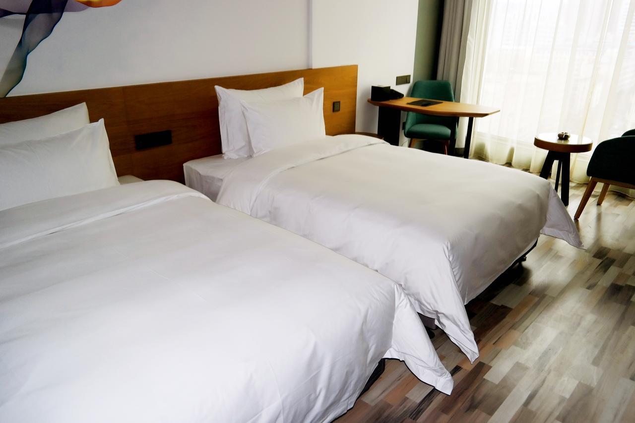 M Hotel Чжэнчжоу Экстерьер фото